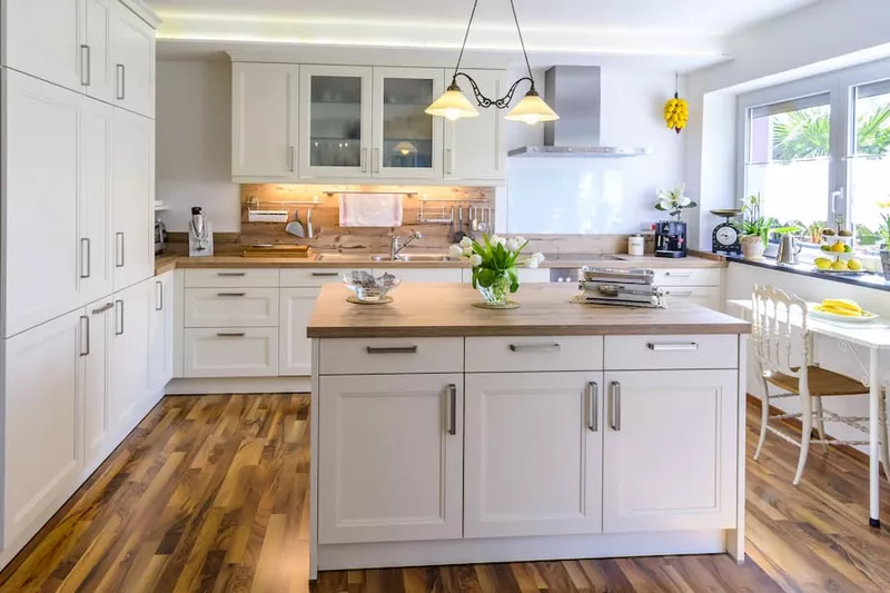 Кухненски стилове: Класически кухни, селски кухни или дизайнерски кухни?
Кухненски стилове: Класически кухни, селски кухни или дизайнерски кухни?