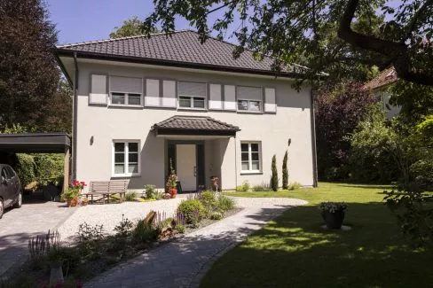 Solid house »Náklady, příklady cen, tipy na spoření a další
Solid house »Náklady, příklady cen, tipy na spoření a další