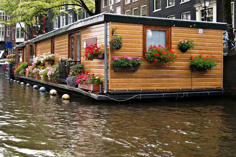 Houseboat »S těmito životními náklady musíte počítat
Houseboat »S těmito životními náklady musíte počítat