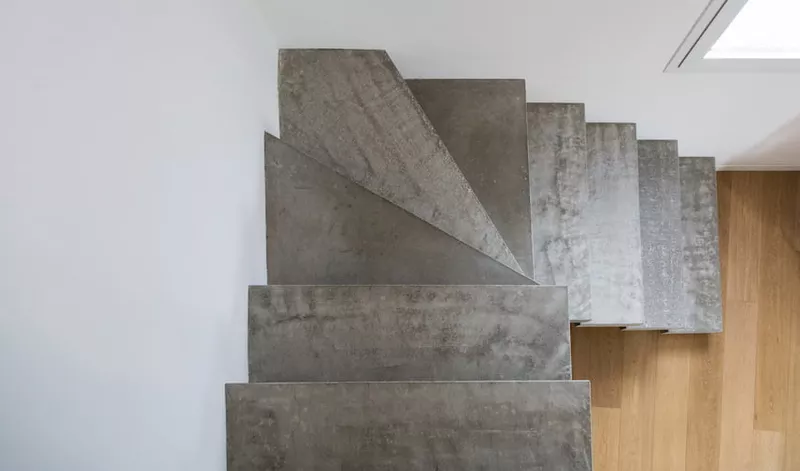 Betonové schody - drsné kouzlo v nejkrásnějším purismu
Betonové schody - drsné kouzlo v nejkrásnějším purismu