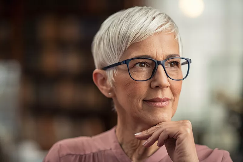 Ochelari Varifocal »Costuri și exemplu de preț dintr-o privire
Ochelari Varifocal »Costuri și exemplu de preț dintr-o privire