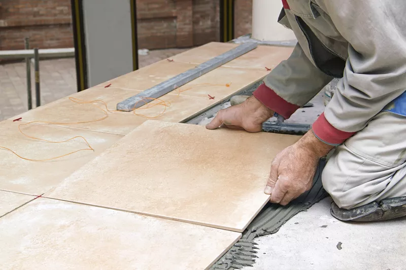 
  Colocación de azulejos »Costos y precios del alicatador
