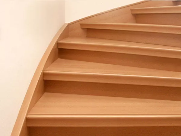 Pokládání laminátu nebo vinylu na staré schody: Zde je návod, jak na to
Pokládání laminátu nebo vinylu na staré schody: Zde je návod, jak na to