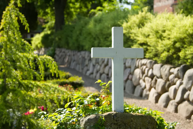 Udvidelse af graven »Disse omkostninger kommer til dig
Udvidelse af graven »Disse omkostninger kommer til dig